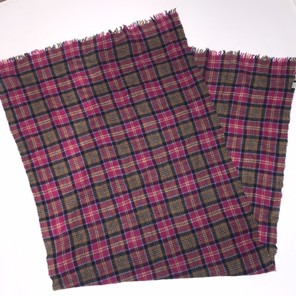 J. Crew blanket scarf 28”x70” - Picture 4 of 5